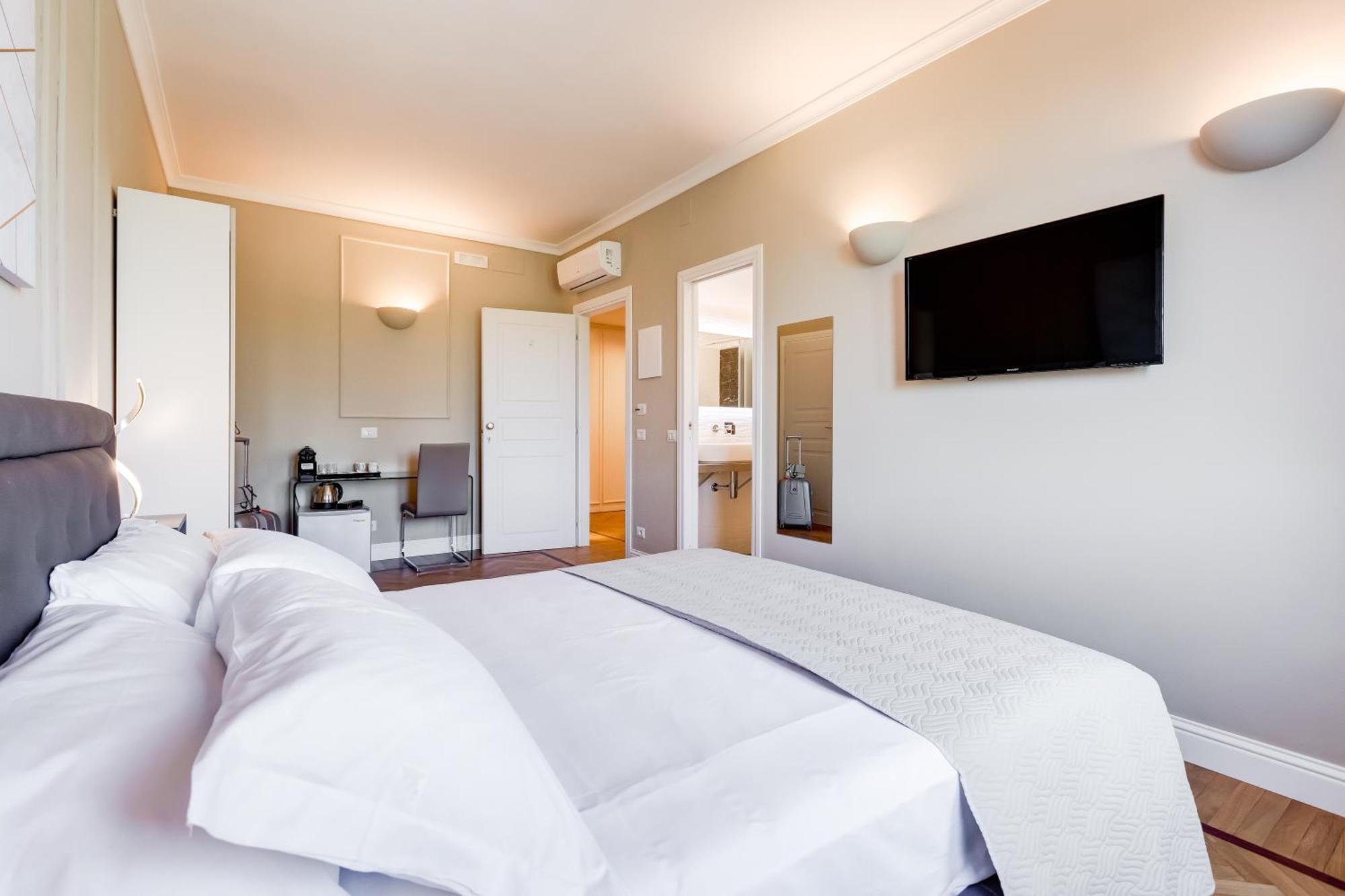 Mellini Palace Suites By Premium Suites Collection — Foto 2